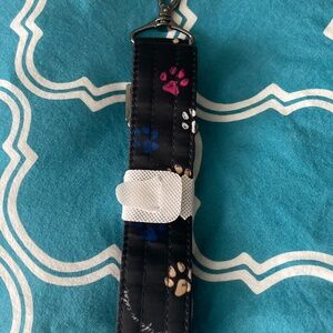 Lug adjustable bag strap in Paws Black. 1.5 inch.